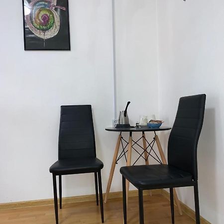 טביליסי In The Center Of The City 2Rooms מראה חיצוני תמונה